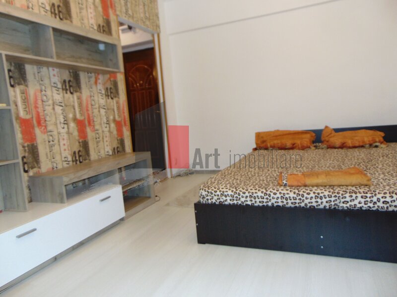 Titan, metrou, apartament cu o camera, garsoniera.